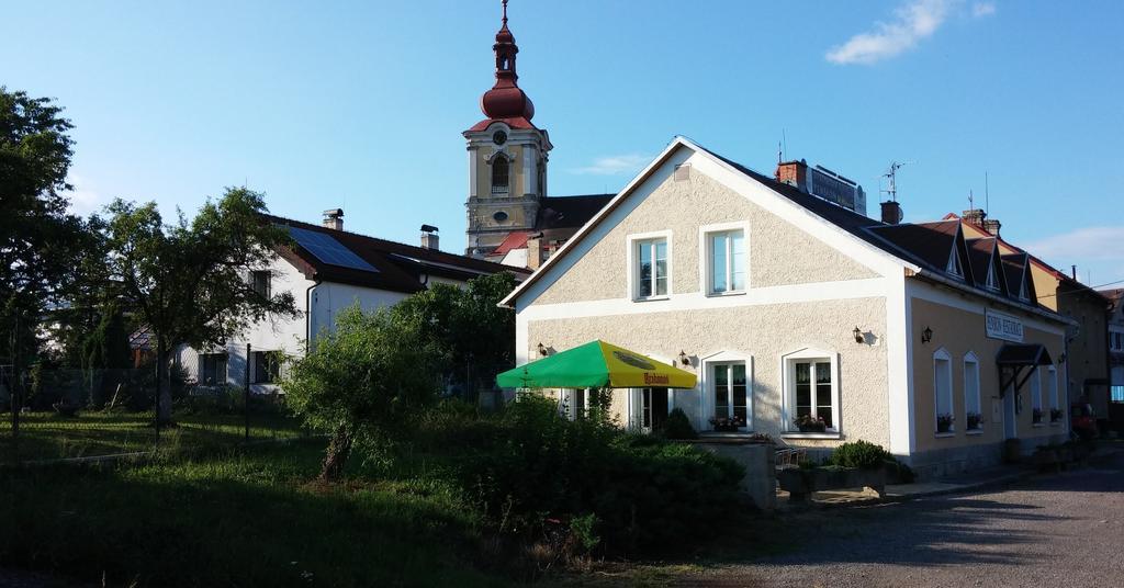 Pension U Milana Dvůr Králové nad Labem Exterior foto